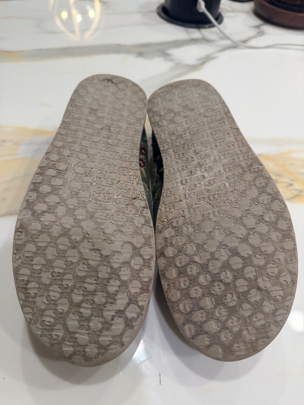 Sanuk Women's Scribble Sidewalk Surfer shoes Sz 7 M - Picture 10 of 10